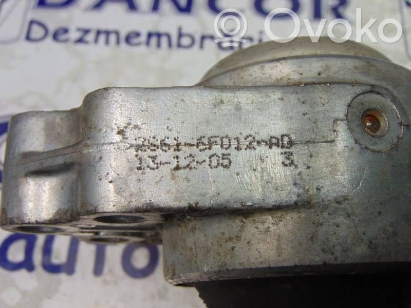 Ford Fusion Engine mount bracket 