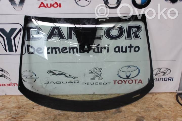 Fiat 500X Front windscreen/windshield window 