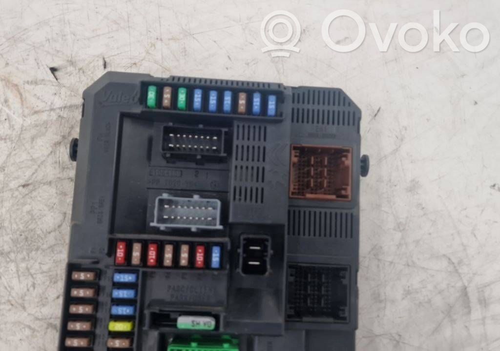 Citroen C4 Cactus Fuse box set 