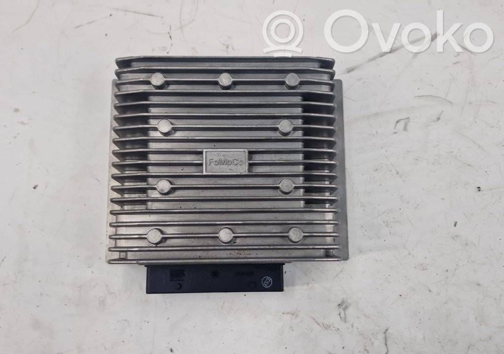 Ford Mondeo MK IV Wzmacniacz audio 