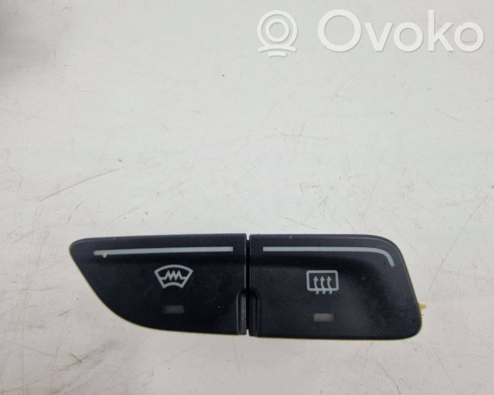 Windscreen/window heater switch   AM5T18K574AB