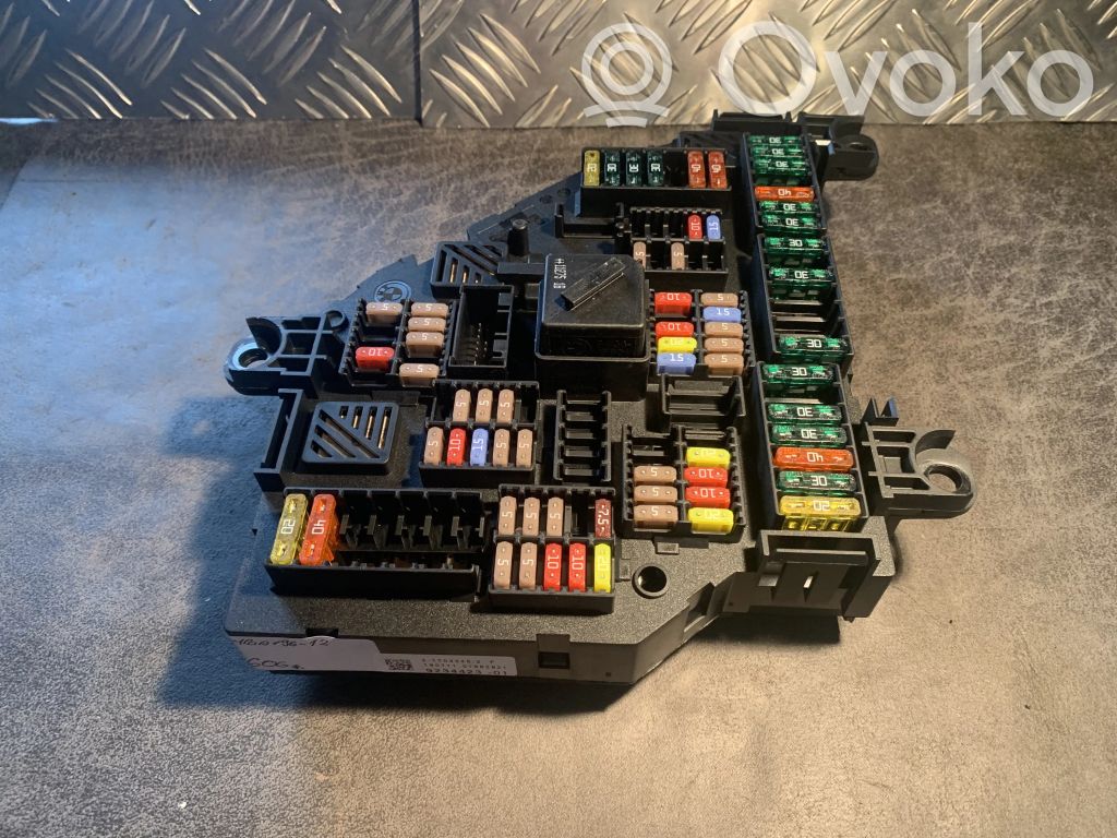 BMW 7 F01 F02 F03 F04 Módulo de fusible 