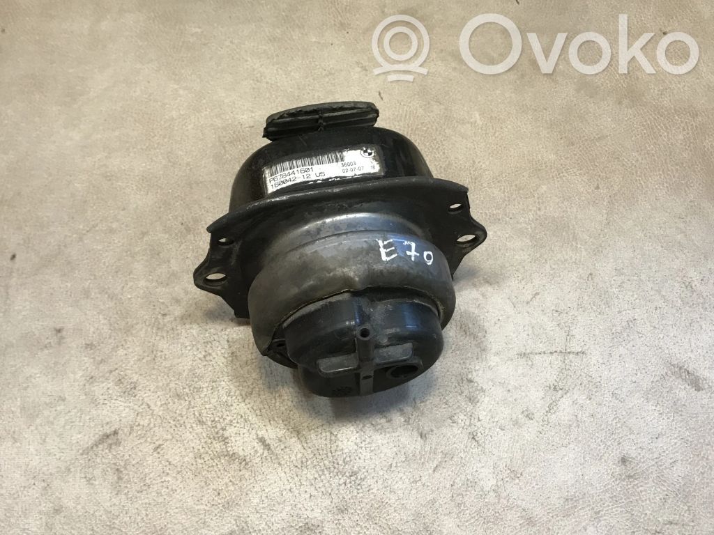 BMW X5 E70 Engine mount bracket 