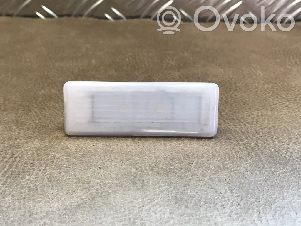 BMW 3 F30 F35 F31 Światło fotela przedniego 