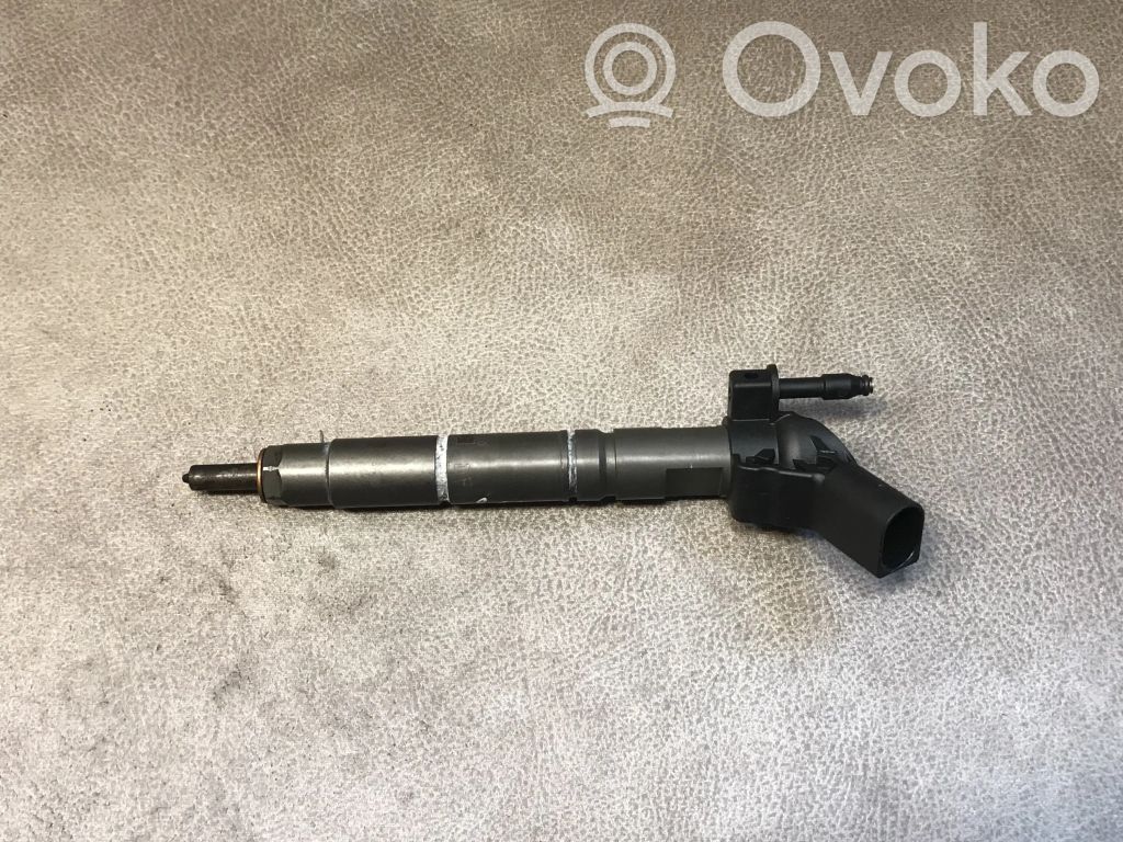 Mercedes-Benz R W251 Fuel injector 
