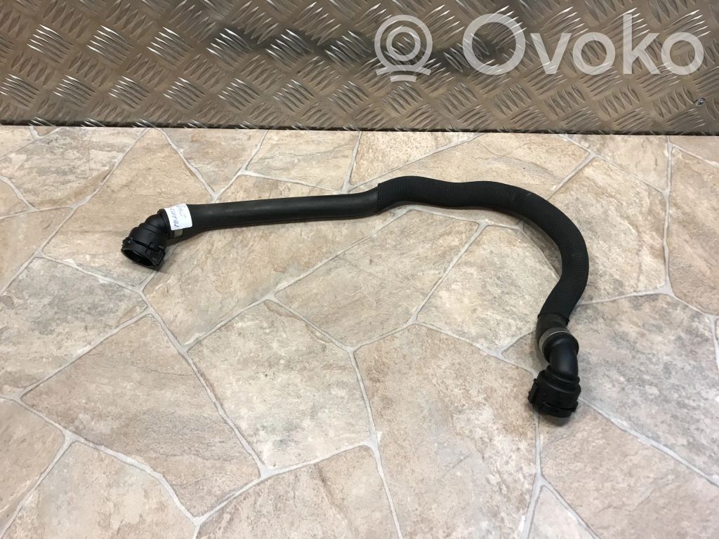 BMW 3 E90 E91 Engine coolant pipe/hose 