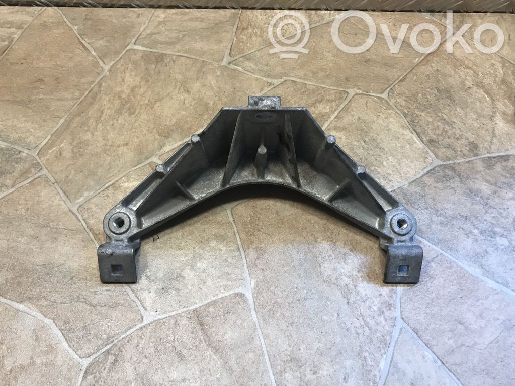 BMW X5 E70 Other engine bay part 