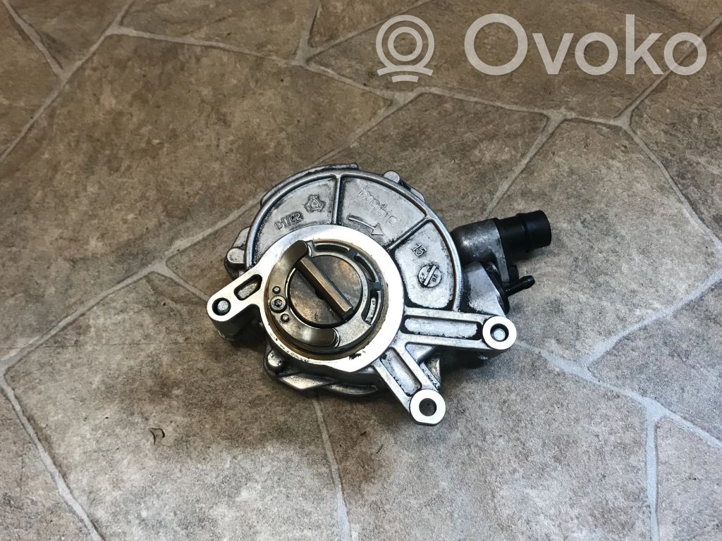 BMW 7 F01 F02 F03 F04 Alipainepumppu 