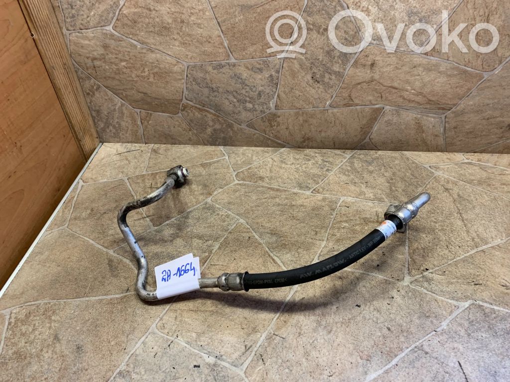BMW 2 F46 Air conditioning (A/C) pipe/hose 