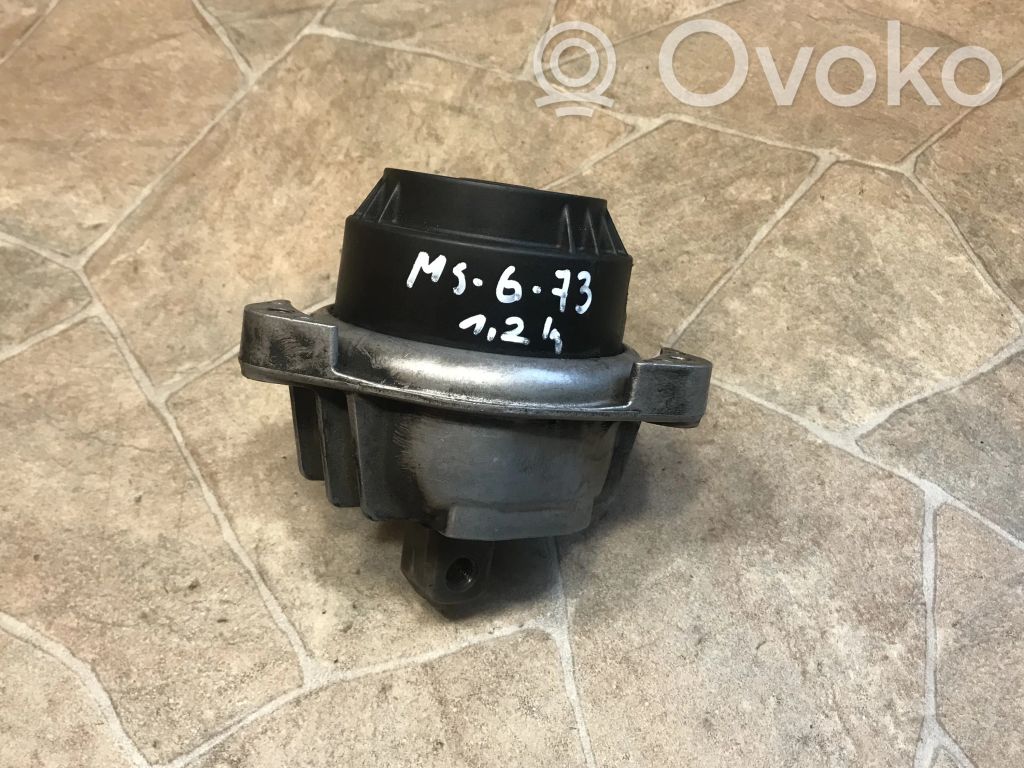 BMW 5 F10 F11 Engine mount bracket 