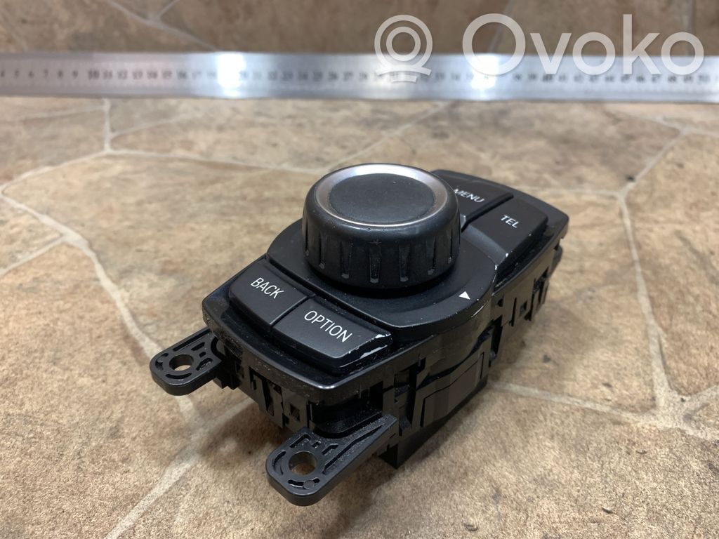 BMW 3 F30 F35 F31 Multimediju kontrolieris 