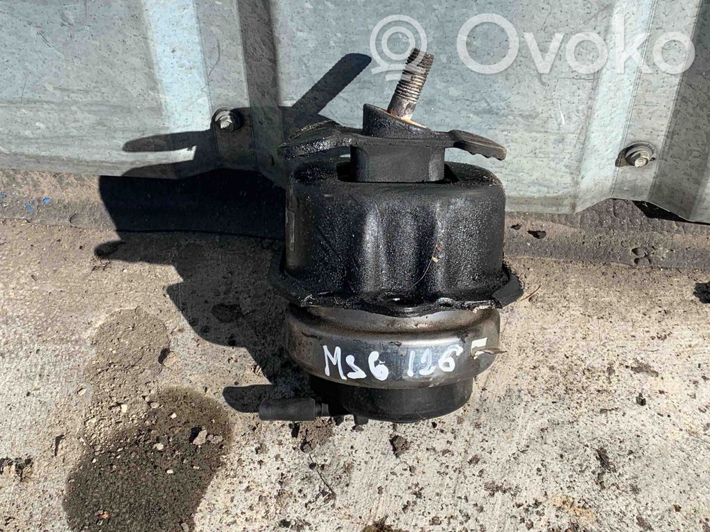 BMW X5 E70 Engine mount bracket 