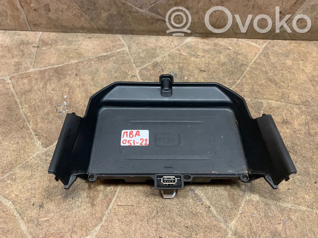 BMW 6 G32 Gran Turismo Modul încărcare wireless 