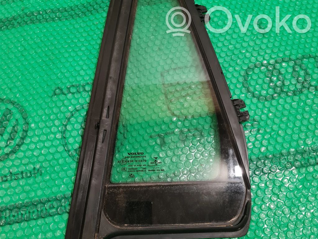 Volvo XC90 Ventanilla de ventilación de la puerta trasera 