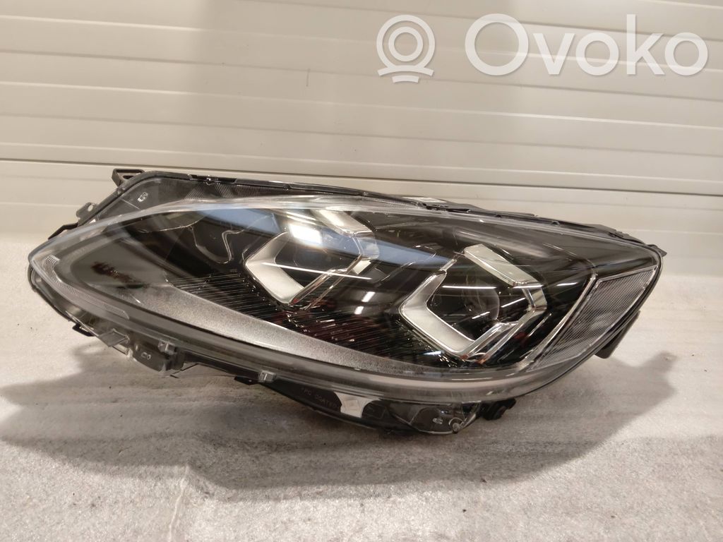 Scheinwerfer   LV4B13E017AN