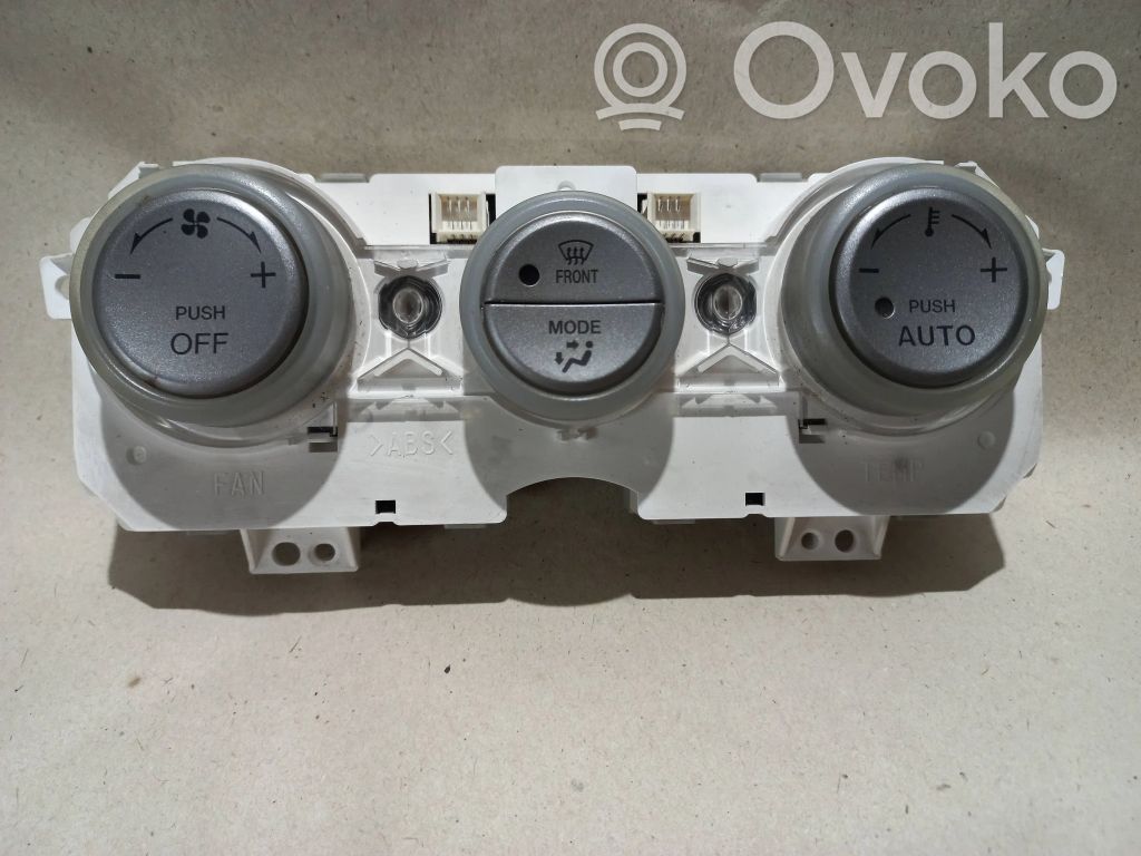 Climate control unit   GJ6AC1215