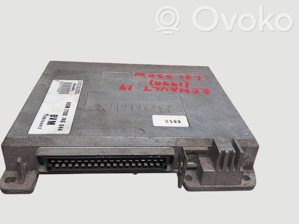 Renault 19 Engine control unit/module 