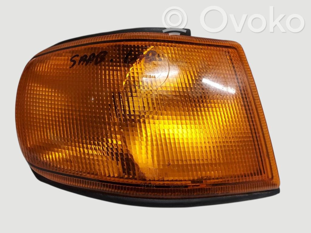 Saab 9000 CS Front indicator light 