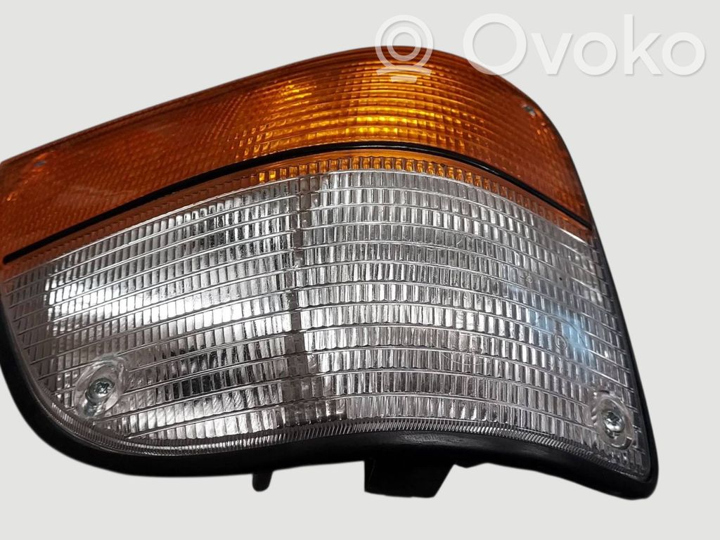 Saab 900 Front indicator light 