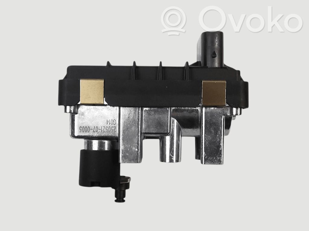 BMW 3 E90 E91 Turbinos elektrinis valdymo aktuatorius 