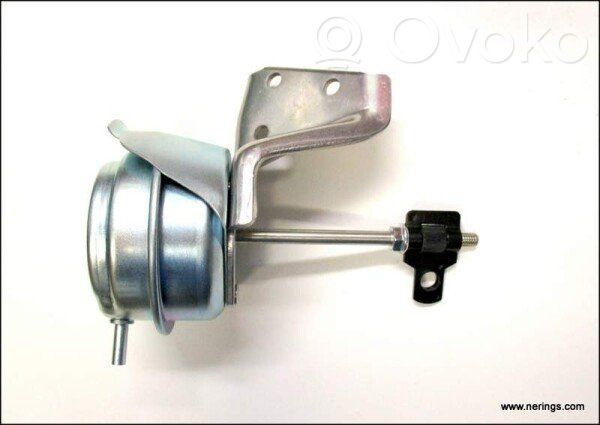 Toyota Corolla E120 E130 Cześć układu próżniowego turbosprężarki 