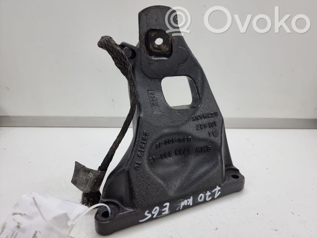 BMW 7 E65 E66 Engine mounting bracket 