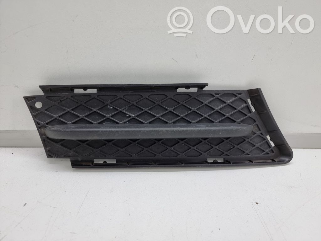 BMW 3 E90 E91 Grille inférieure de pare-chocs avant 