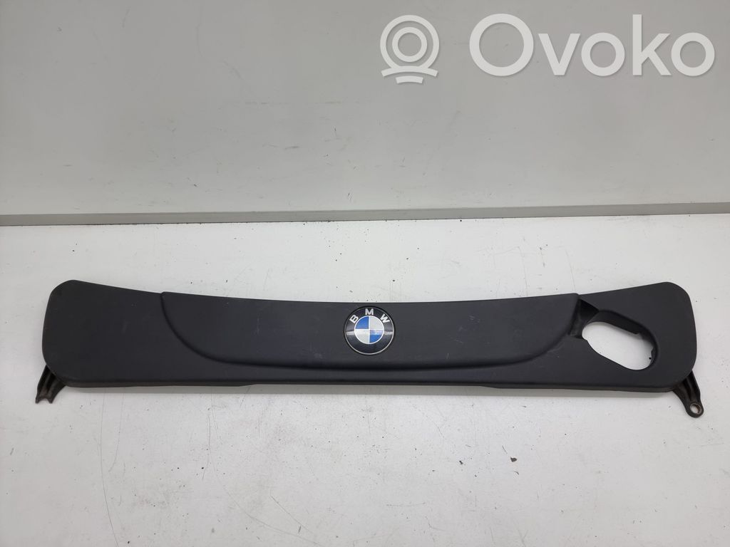 BMW 5 E60 E61 Moottorin koppa 