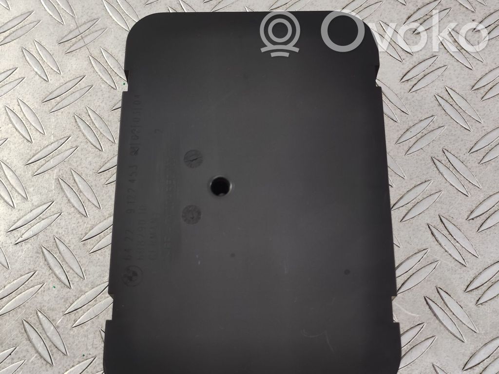 BMW 5 F10 F11 Quarter panel pressure vent 