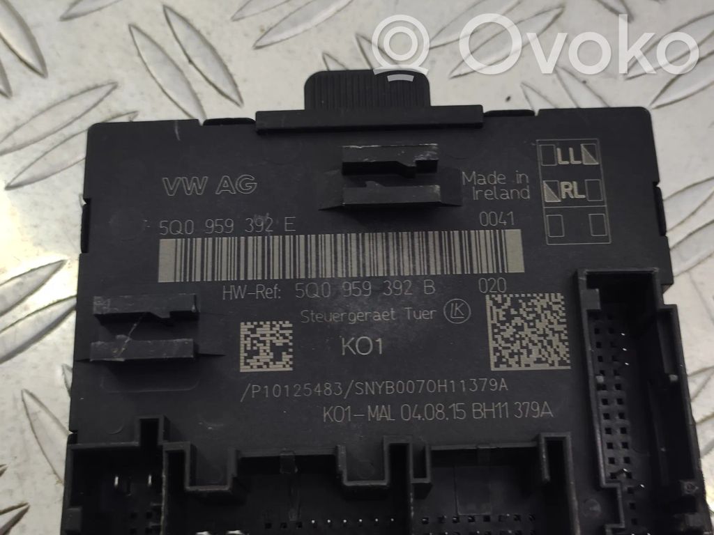 Volkswagen Touran III Door control unit/module 