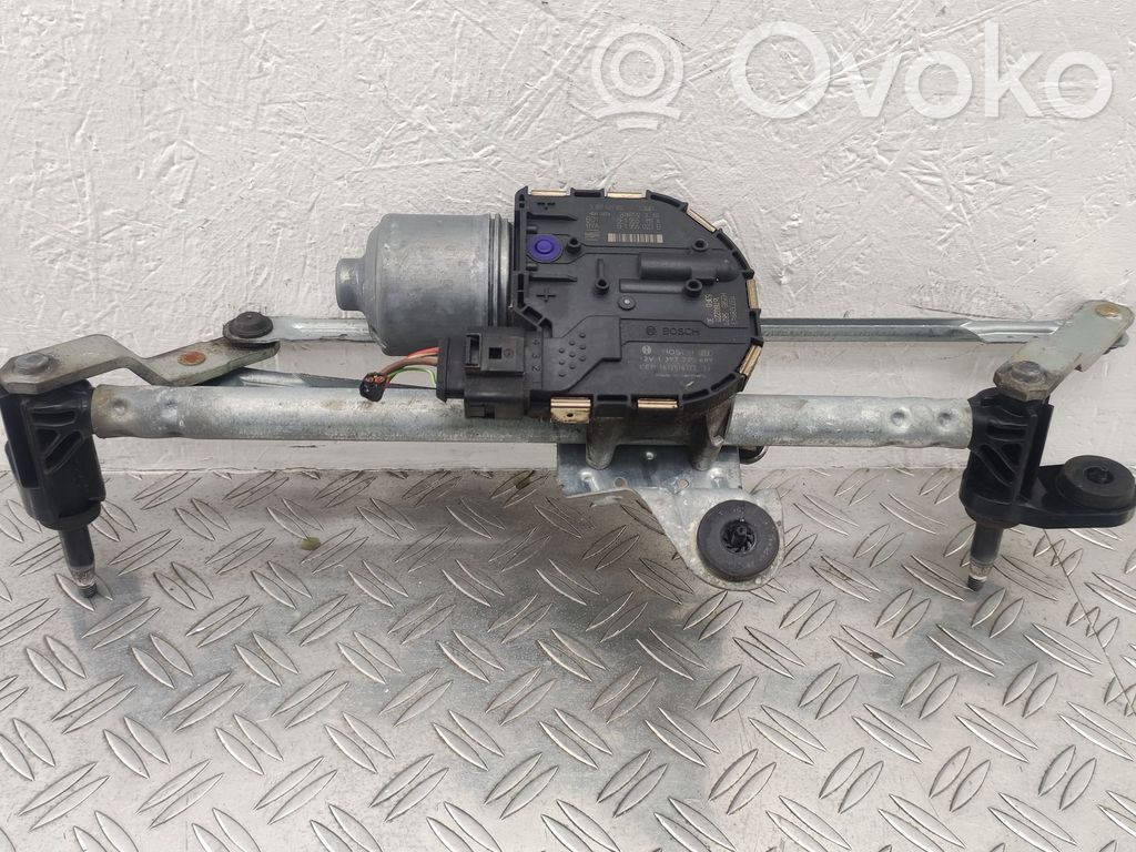 Seat Leon (5F) Front wiper linkage and motor 