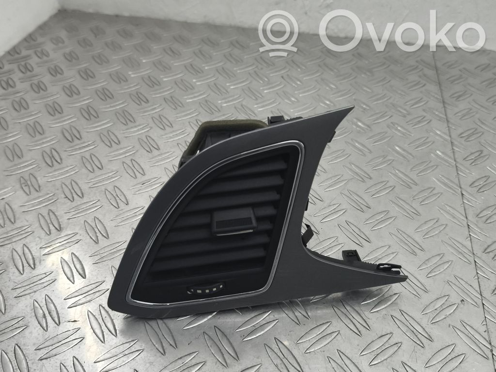 Seat Leon (5F) Moldura protectora de la rejilla de ventilación lateral del panel 