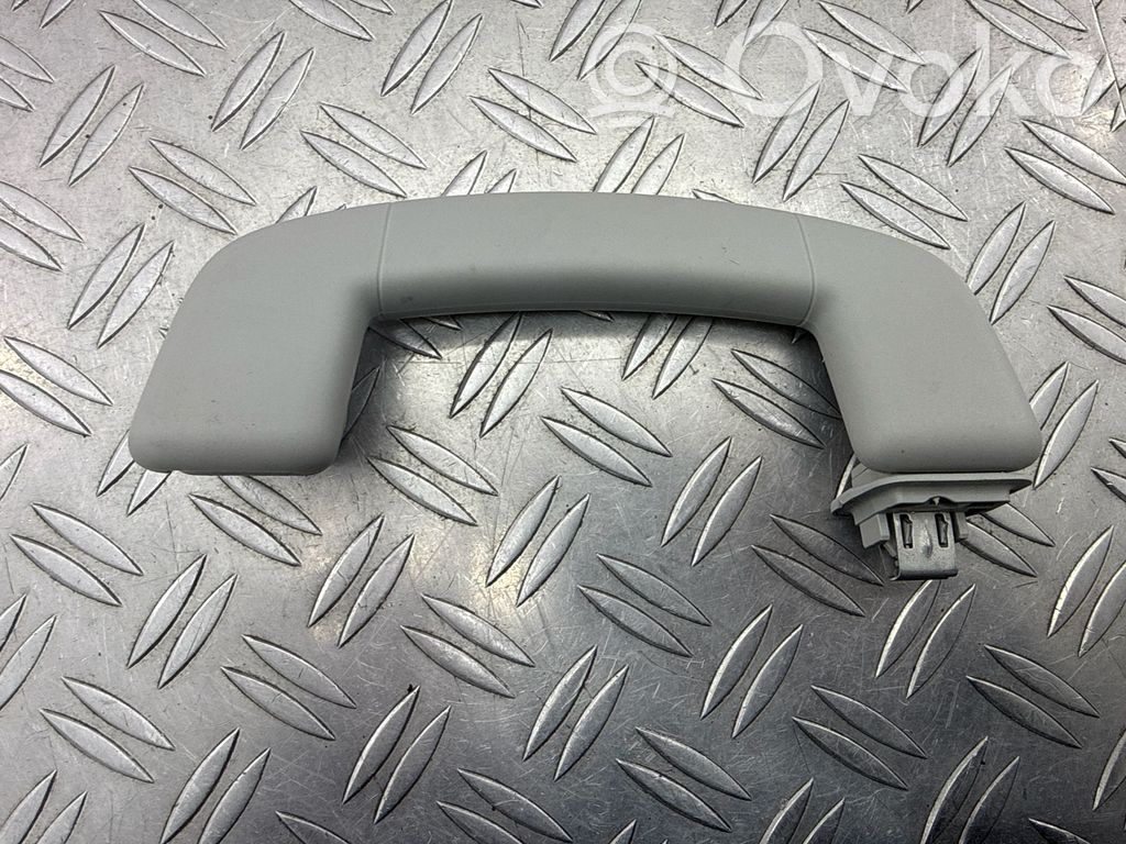 Seat Ateca Asidero interior delantero 