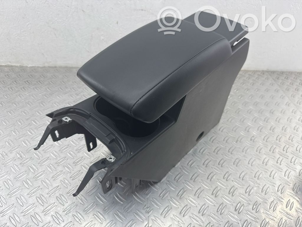 Armrest   565864273