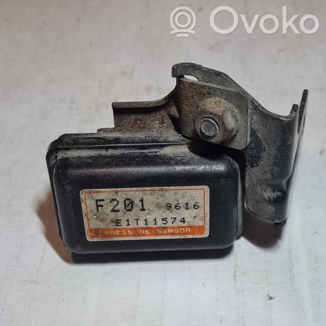 Oro slėgio daviklis   E1T11574,F2019616