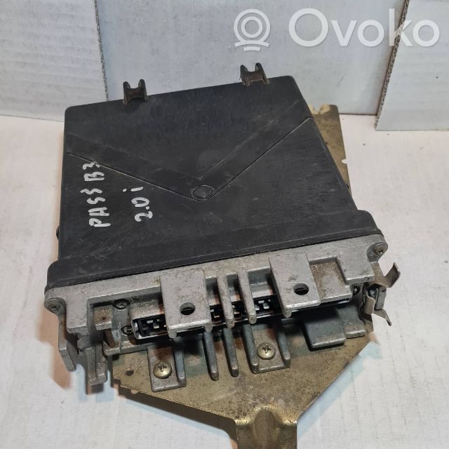 Volkswagen PASSAT B3 Engine control unit/module 