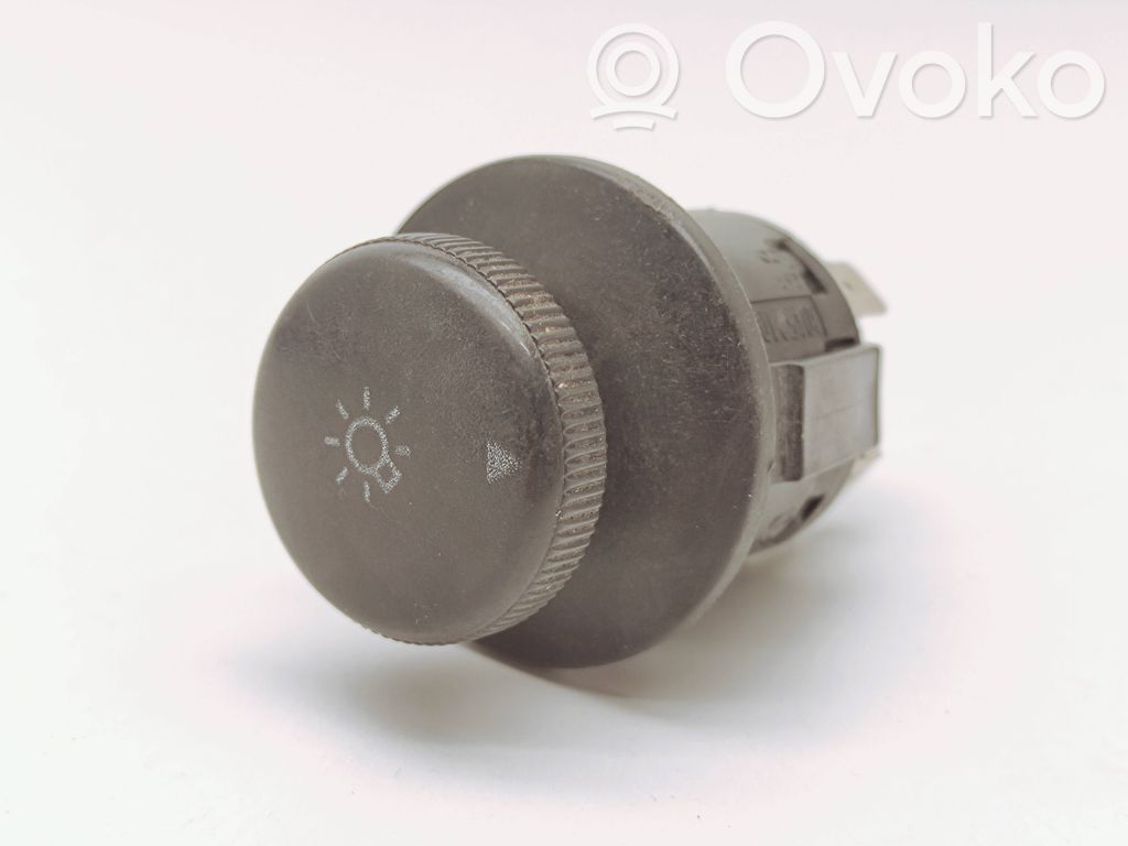Opel Astra G Light switch 