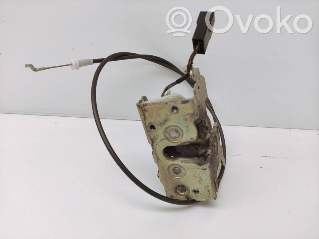 Mercedes-Benz Vito Viano W638 Rear door lock 