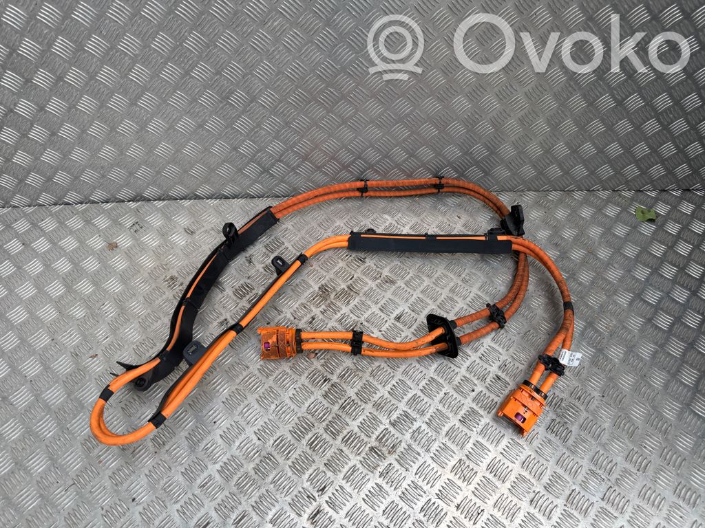 Mercedes-Benz EQA Muu johtosarja 