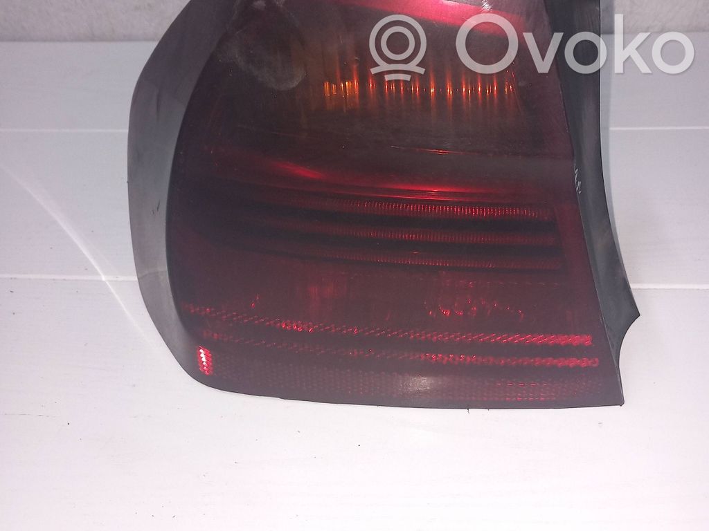 Rear/tail lights