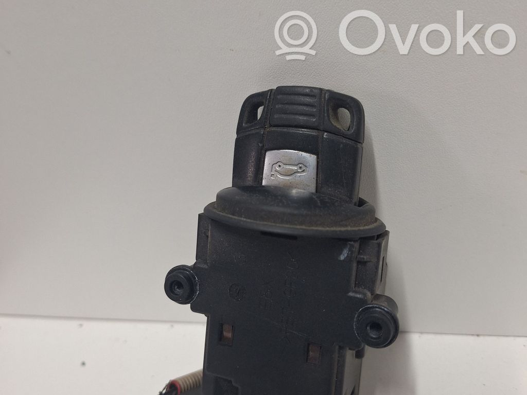 Ignition lock   6954722
