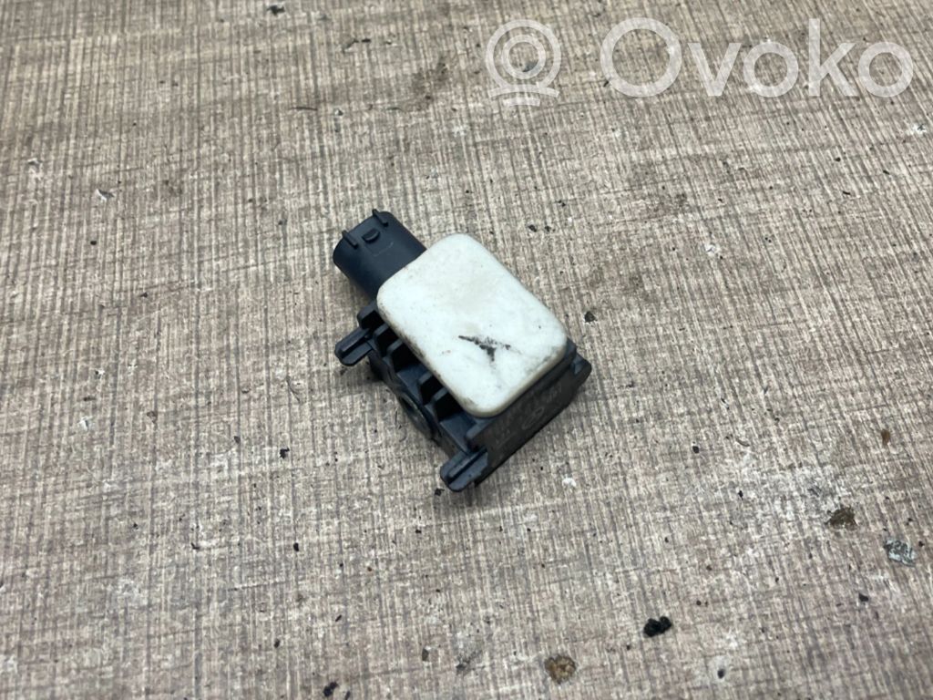 Mercedes-Benz B W245 Czujnik uderzenia Airbag 