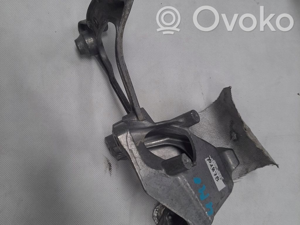 Audi Q7 4M Engine mounting bracket 