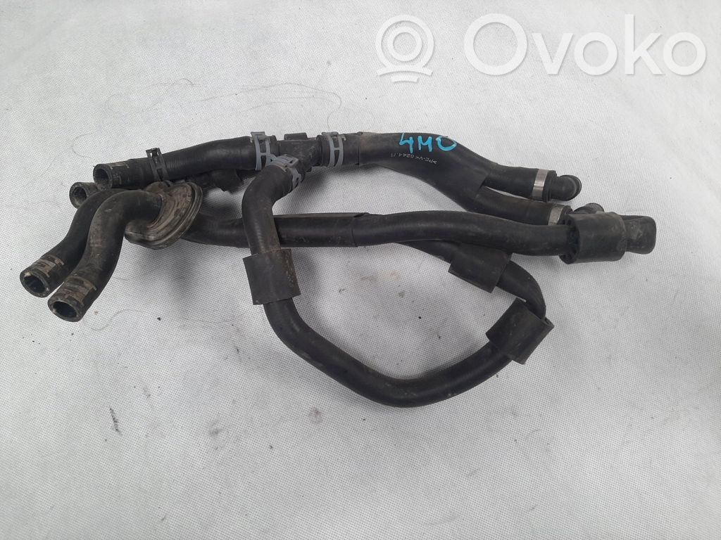Audi Q7 4M Conductă alimentare combustibil 