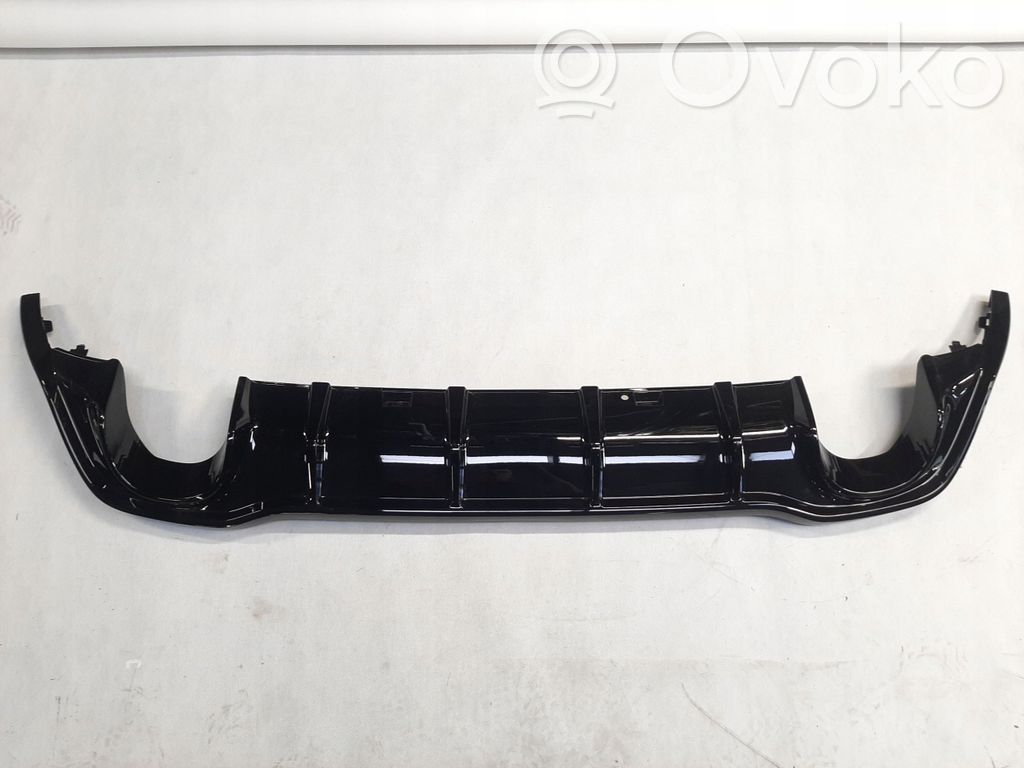 Volkswagen Golf VIII Listwa dolna zderzaka tylnego 