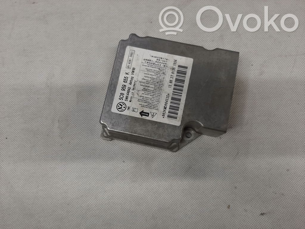 Volkswagen Jetta VI Unitate/modul de comandă airbaguri 