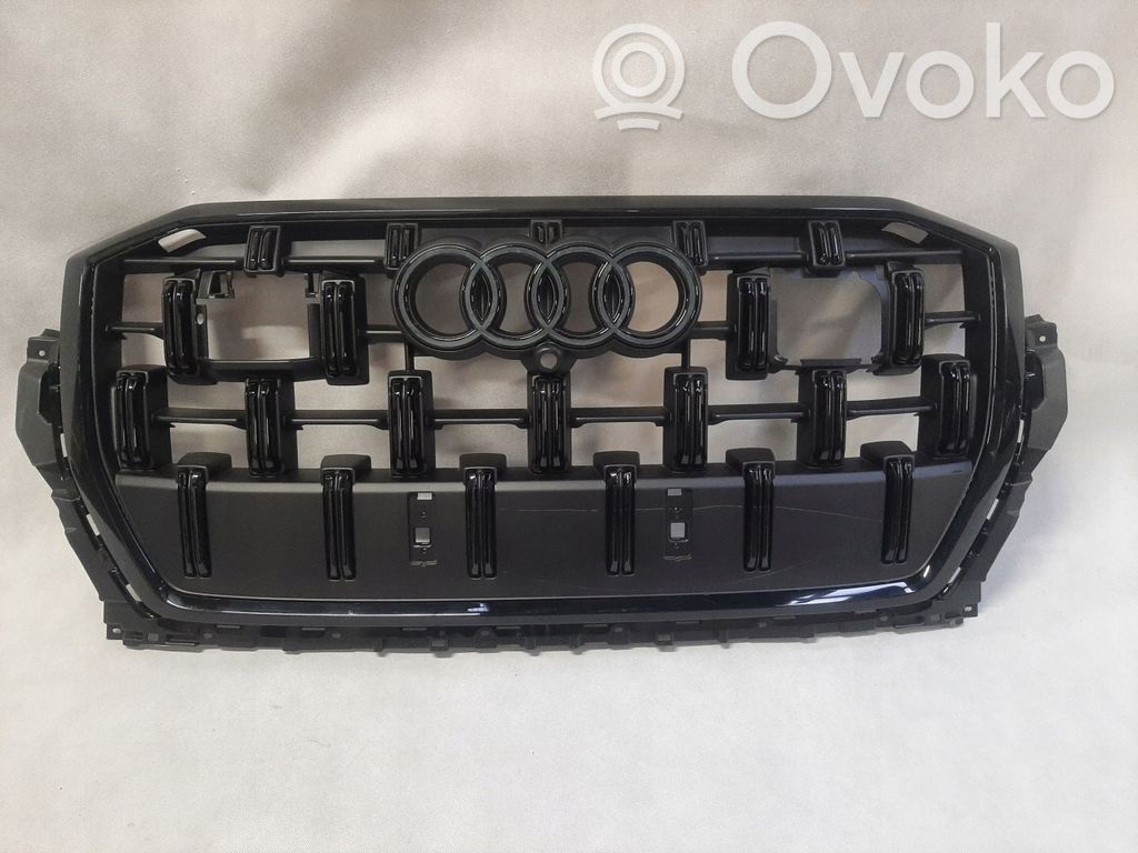 Audi Q7 4M Etusäleikkö 