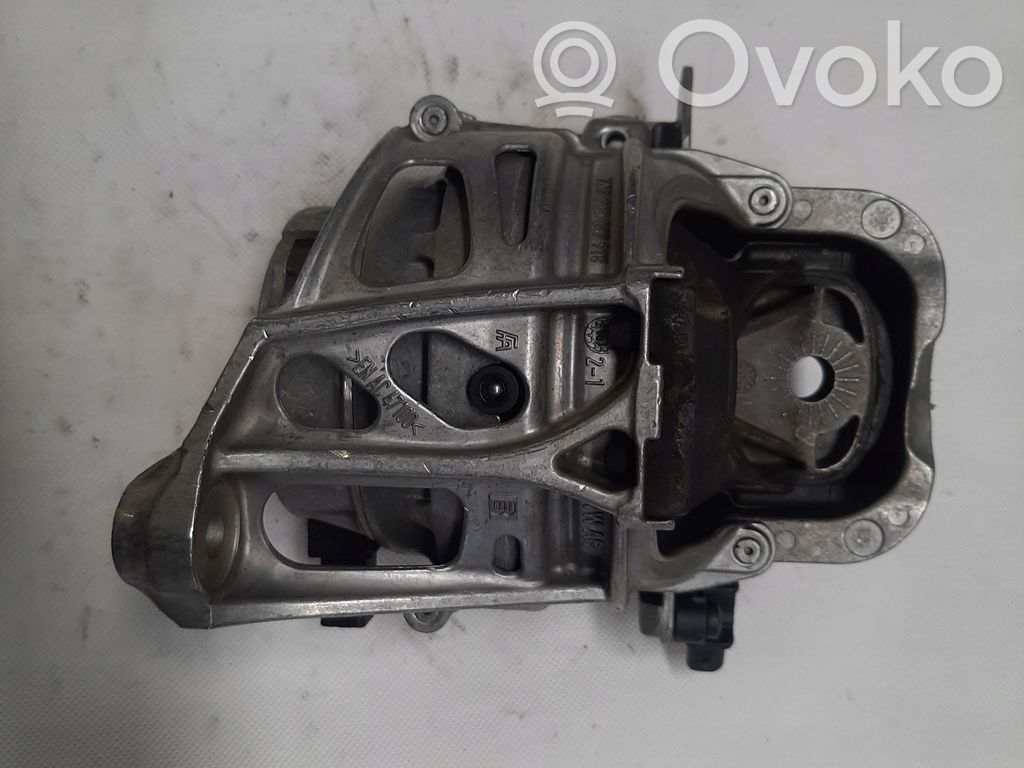 Audi A8 S8 D5 Engine mount bracket 
