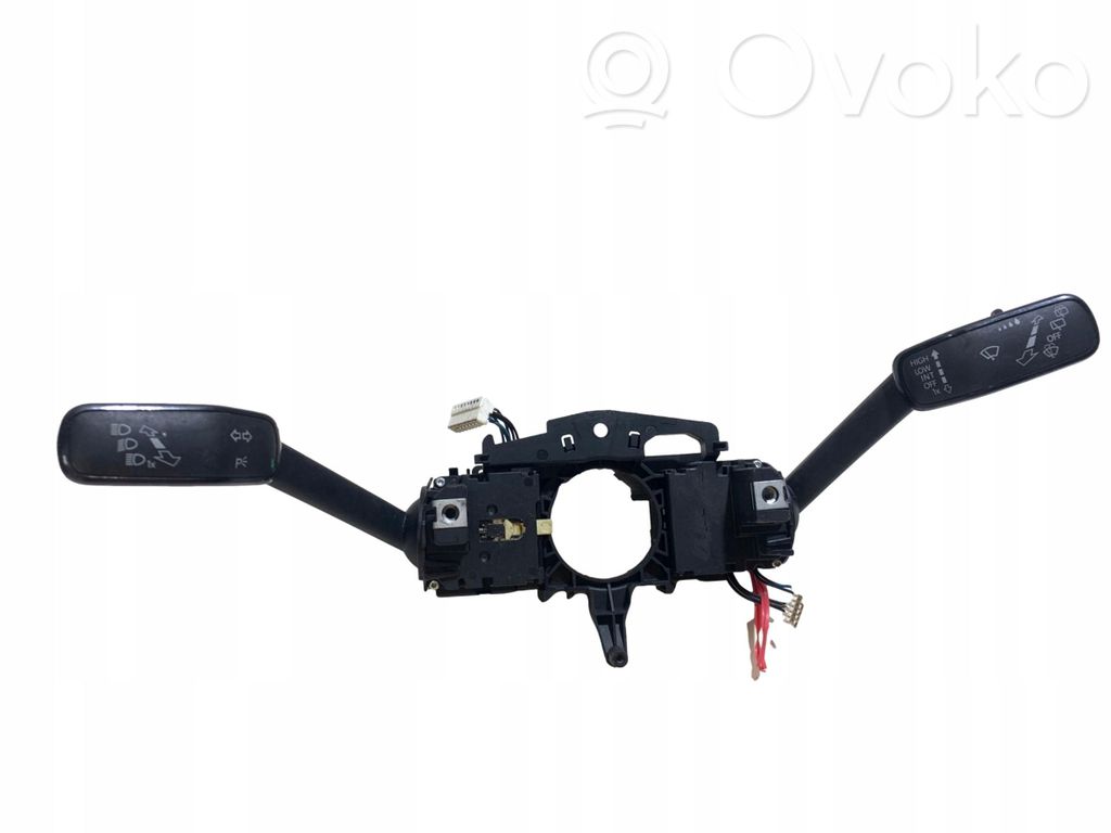 Volkswagen Golf VII Interruptor/palanca de limpiador de luz de giro 