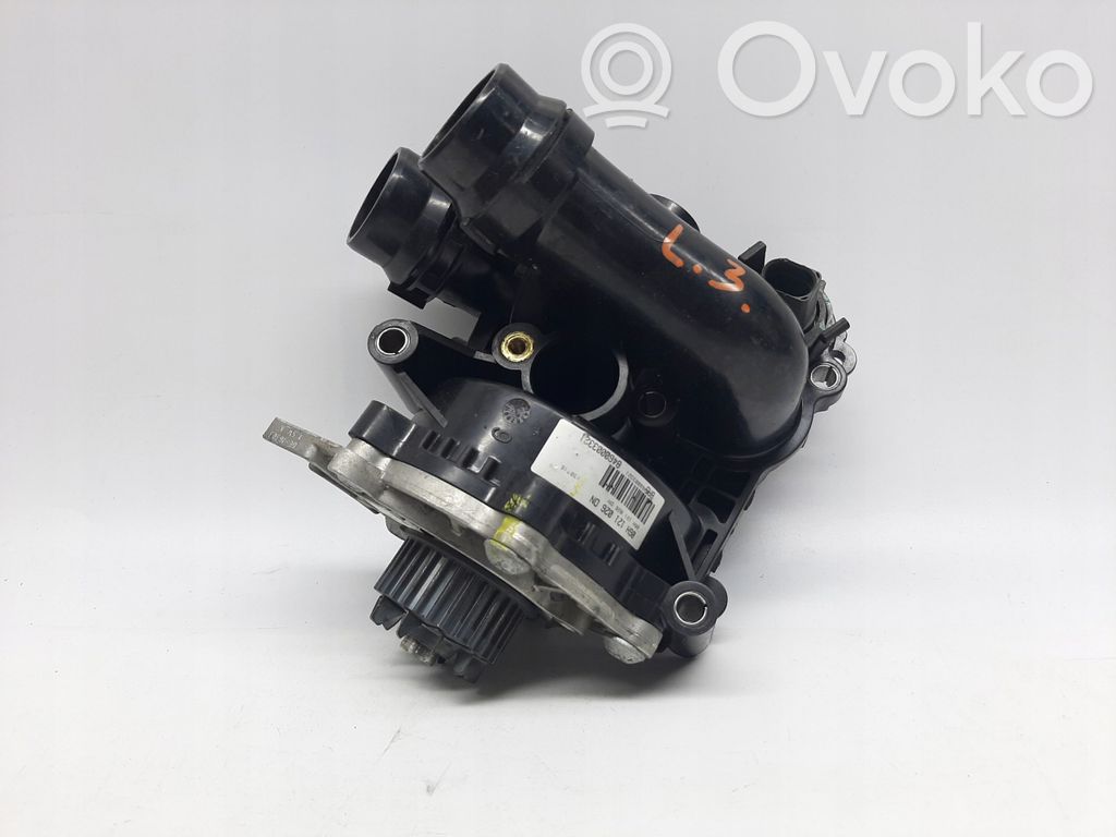 Audi A4 S4 B8 8K Pompe de circulation d'eau 